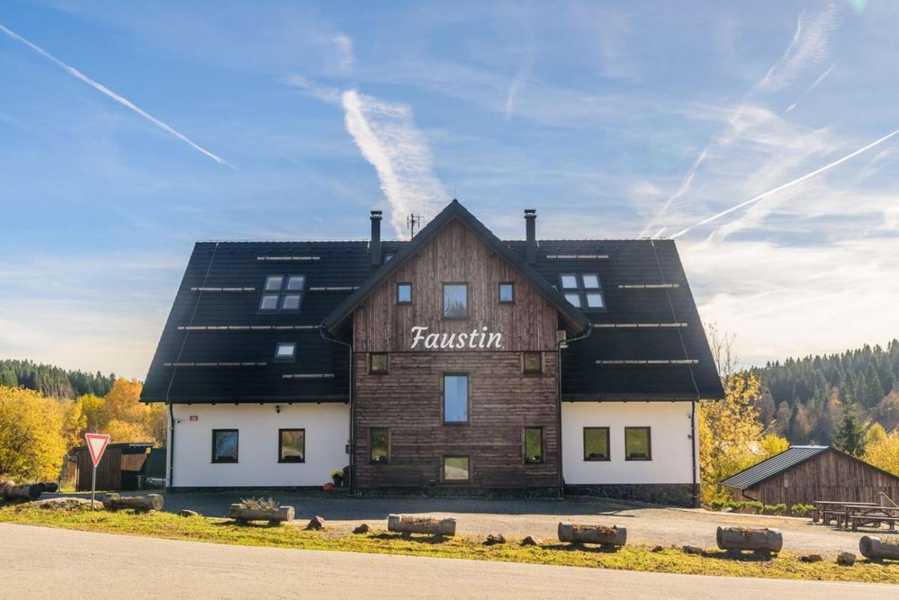 Apartmany Faustin Kvilda Exteriör bild