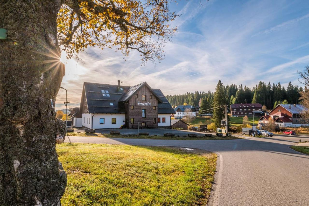 Apartmany Faustin Kvilda Exteriör bild